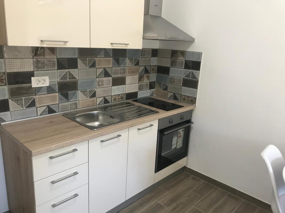 Apartments Lena Башка Екстер'єр фото