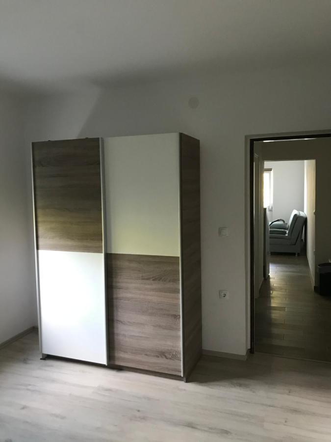 Apartments Lena Башка Екстер'єр фото