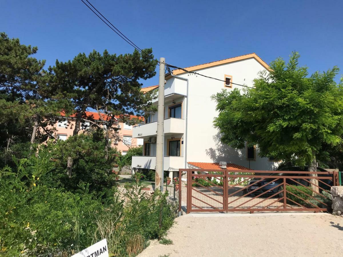 Apartments Lena Башка Екстер'єр фото